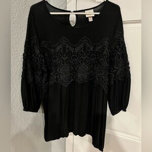Knox Rose Black Lace Detail Blouse